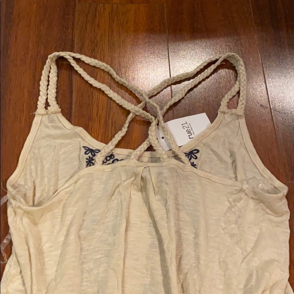 🥶 3 for $20!! 🥶 Tank - Picture 4 of 4